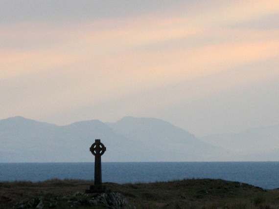 llandwyn cross