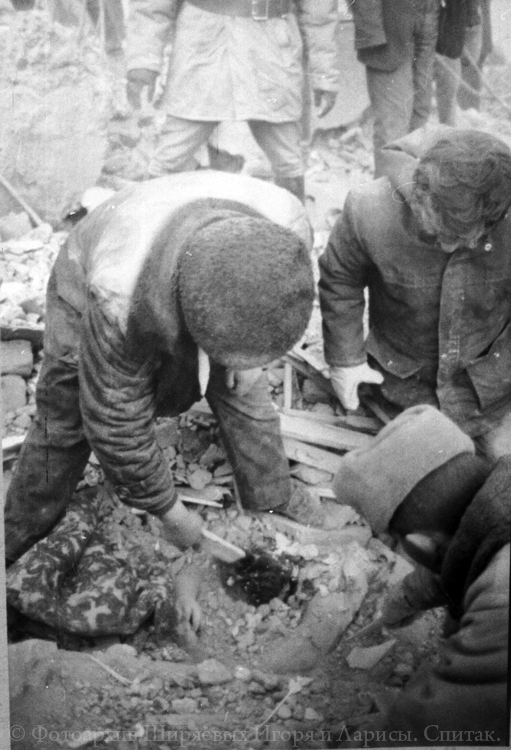 В память о трагедии в Спитаке 7 декабря 1988 г. 