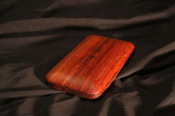 [wooden-iphone-case_3jpg_1[5].jpg]