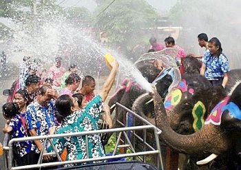 [songkran[4].jpg]