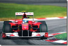 Alonso al volante della Ferrari durante il gran premio d'Italia 2010