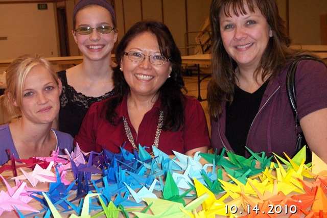 [2010-10 origami cranes.jpg]