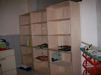 Más muebles para la bodega de la casa pastoral