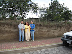 Remigio y Yolanda una pareja excepcional y muy animada a participar en el desarrollo de la Iglesia, en el centro mi amada esposa Elvia