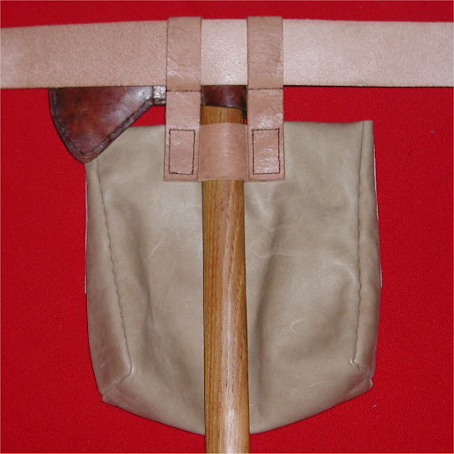 Beltpouch02.jpg
