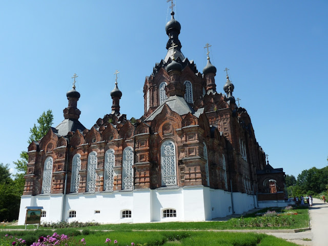 Храмы, церкви, соборы и разные святые места (фото)