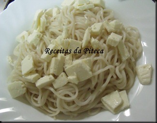 Chow mein exótico de legumes e queijo7