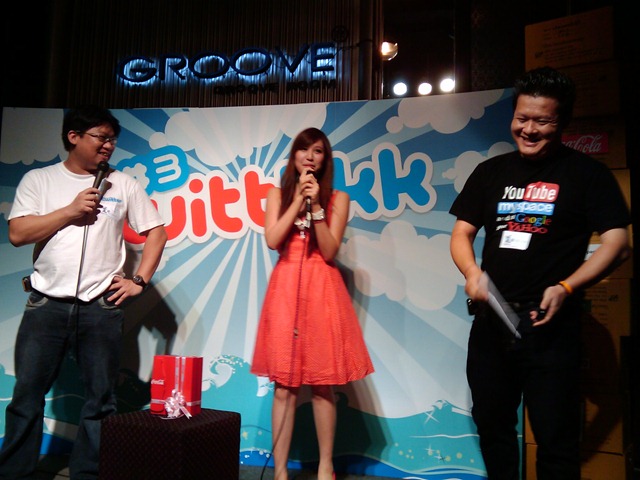 [2009-09-05 15.30.24[4].jpg]