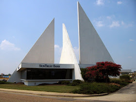 150 Strange Buildings of the World Seen On coolpicturesgallery.blogspot.com Or www.CoolPictureGallery.com 