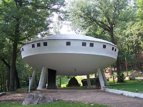 150 Strange Buildings of the World Seen On coolpicturesgallery.blogspot.com Or www.CoolPictureGallery.com 