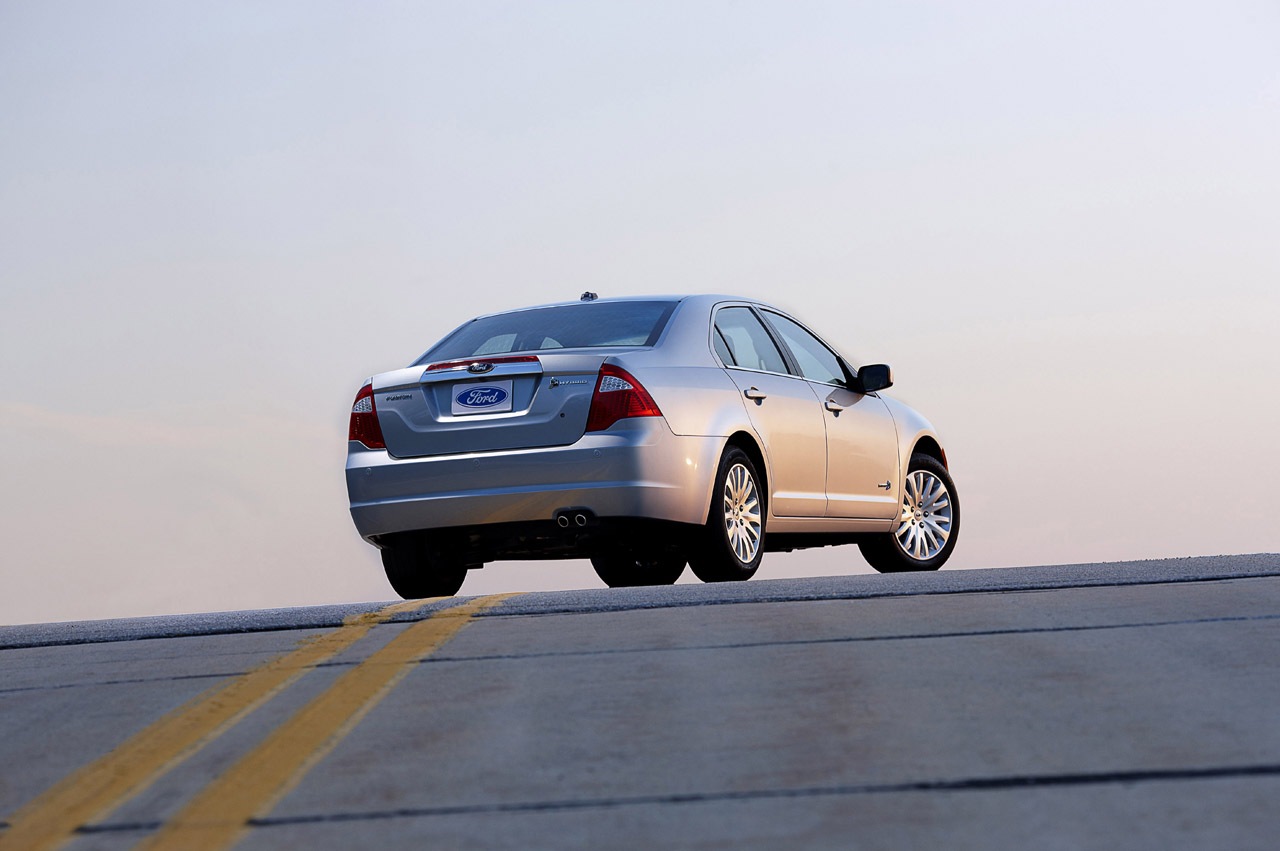 [04_fusionhybrid2010[3].jpg]