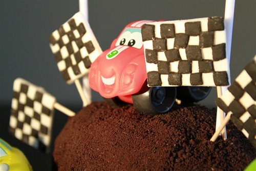 Car and Truck Cake 2