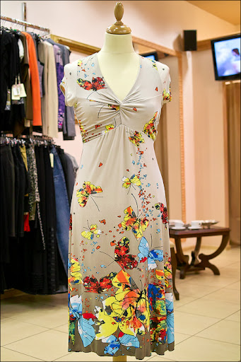 платье с бабочками фотографии
