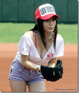 Lets play baseball (1)