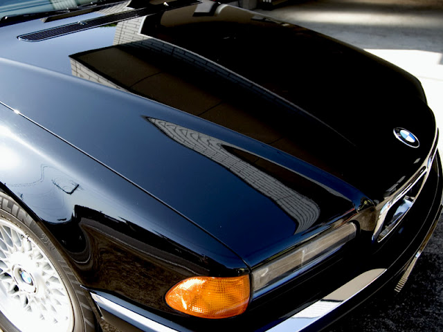 BMW 740i