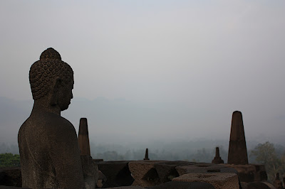  Yogyakarta   Tempel, Tempel, Tempel und ein unsichtbarer Vulkan