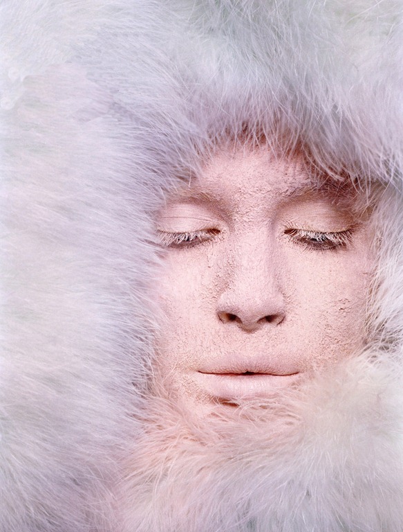 [vogue_paris_june_july2010[3].jpg]
