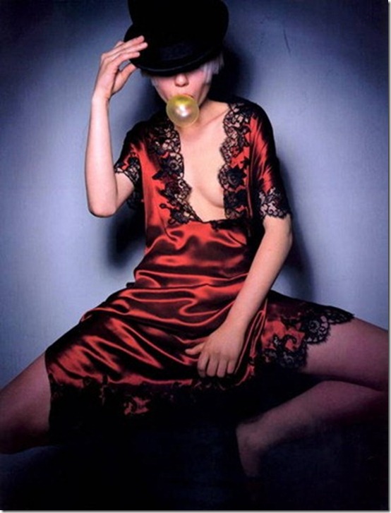 vogue_uk_2007_1