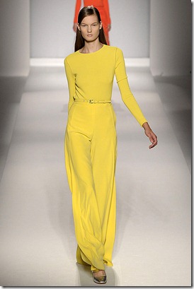 MAX-MARA-SPRING-2011-RTW-PODIUM-045_runway