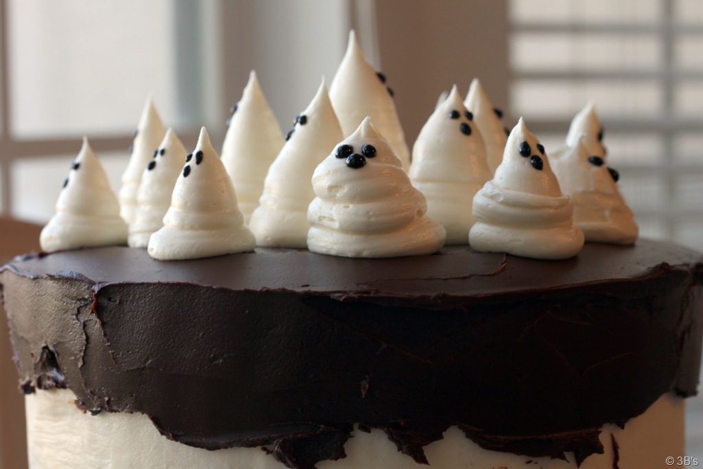 [ghost-cake[43].jpg]