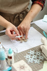 assemble.<br />
(For the template shown, see the link below)