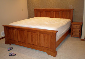Hudson Bed in Red Cherry