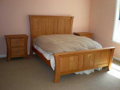 Kyoto Bed in Oil & Wax Cherry