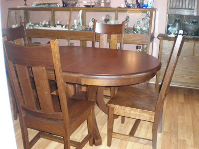42 Inch Diameter Round Montrose Dining Table, Bench and Dining Chairs in Ruby Walnut