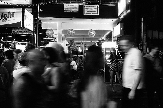 [LOVE-AFFAIR---Patong---Thailand-2010-(People)---0003-[2].jpg]