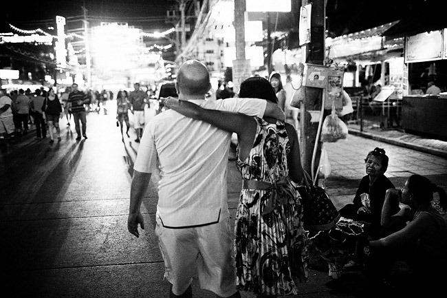 LOVE-AFFAIR---Patong---Thailand-2010-(People)---0008-