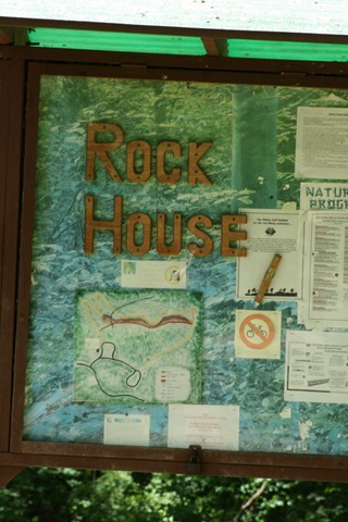 [Rockhouse_Sign[3].jpg]