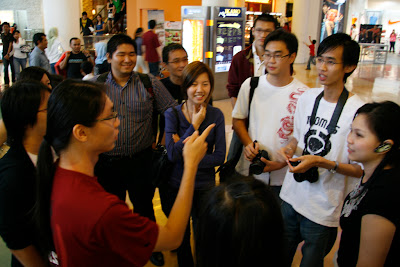 After the movie, like any group - i don't know why this always happens - we just stood in a circle and started talking. You would think we would actually move to our next destination. See Yat is giving out his orders. "You go buy me a drink..." "You go wash your hands..." (ummm ok???)