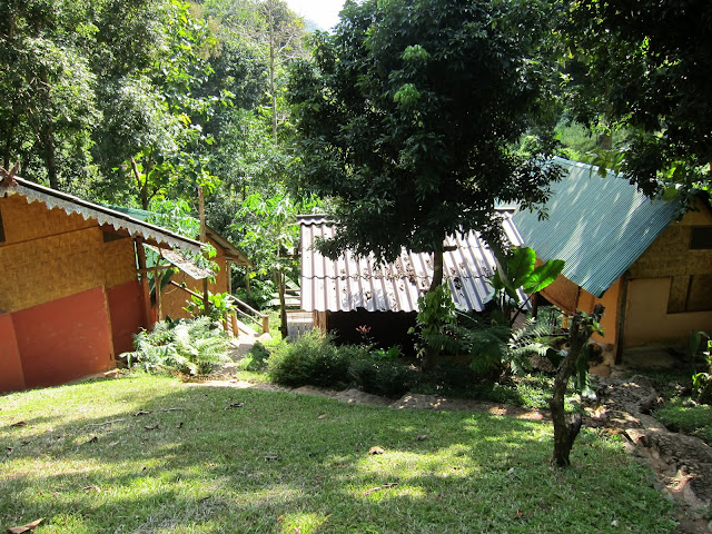 Cave Lodge bungalows