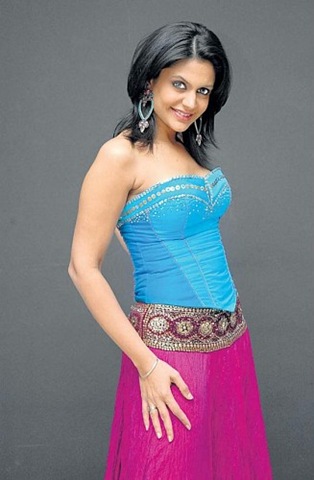 [Bollywood-Tv-Actress-Mandira-Bedi (11)[3].jpg]