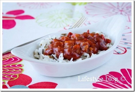 Articole culinare : orez salbatic cu sos iute de chilli