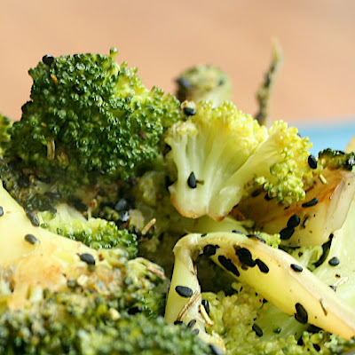Brocoli sauté au sésame noir grillé