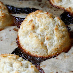 Rochers à la pulpe de coco, patate douce et lait de riz