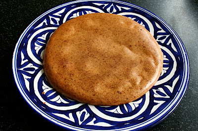 Galette fine aux lentilles corail, petit piment frais, carotte et graines de lin