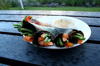 rouleaux aux algues nori et aux feuilles de riz