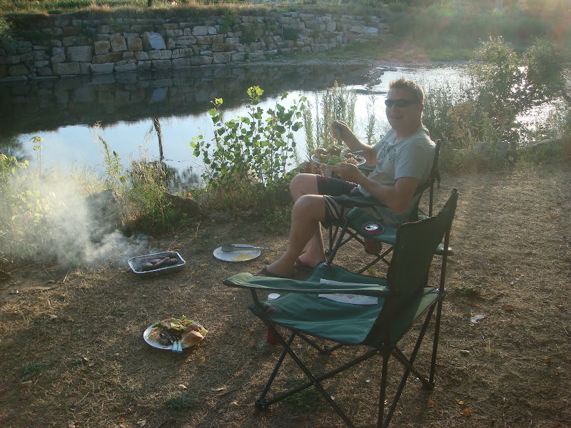 VW France - Camping at Millau - Mmm Burgers