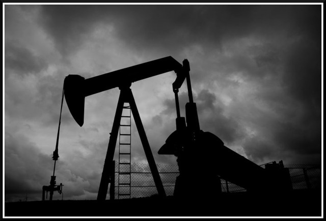 [petroleo[9].jpg]