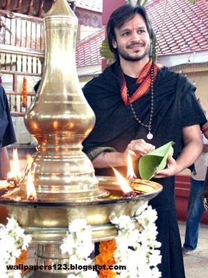[shabarimala temple Kerala[2].jpg]