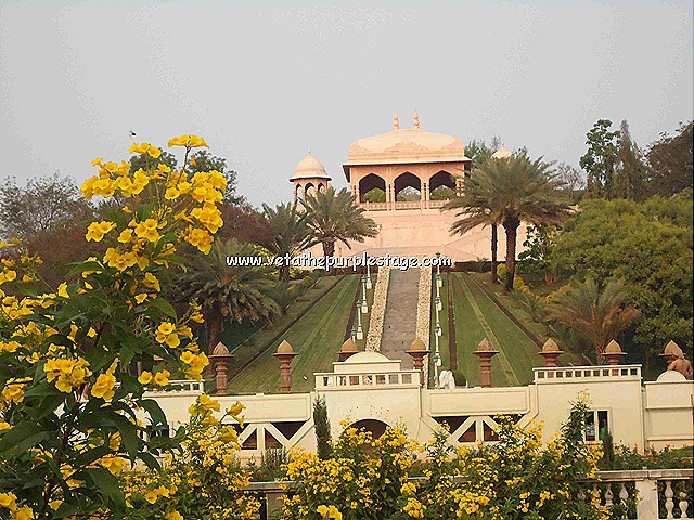 [hawamahalsettingatramojifilmcity[1].jpg]