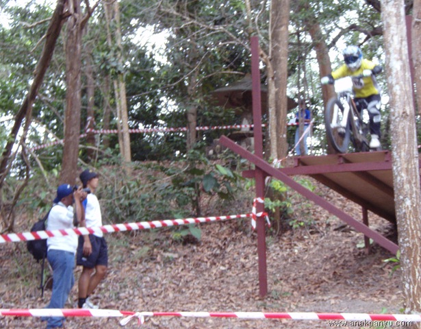 [downhill 2[14].jpg]