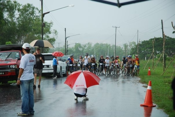 [rain[3].jpg]
