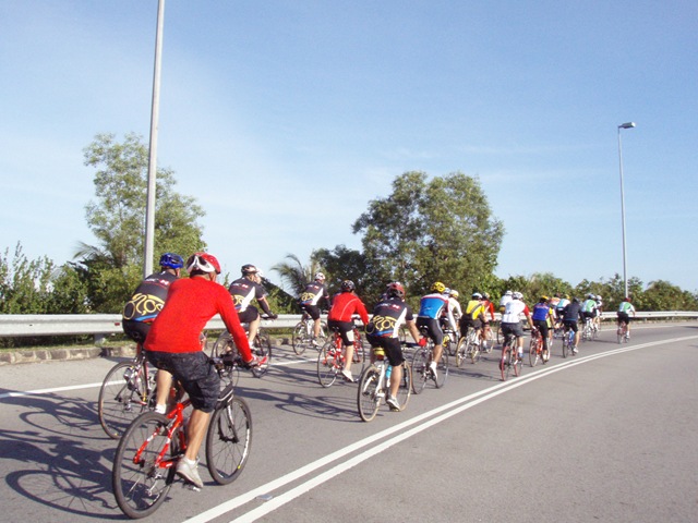 [PC200341[2].jpg]