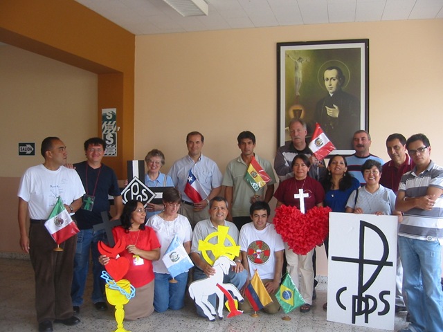 [Reunion_equipo_apliado_full[9].jpg]
