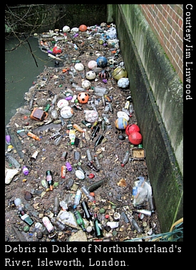 polluted London river