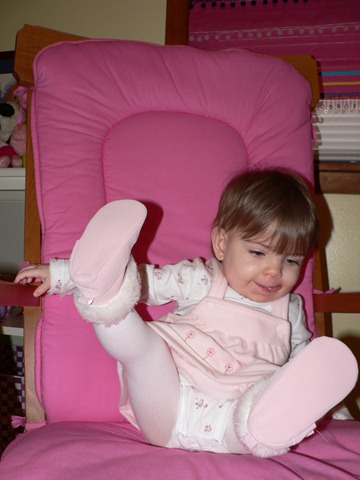 [Karina 17 Jan 2010 15 months 011[7].jpg]