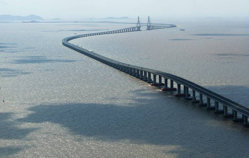 Huge architecture around the world Biggest architecture around the world